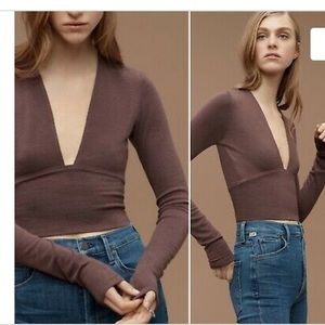 Aritzia Wilfred Free Crop Deep V-Neck Long Sleeve